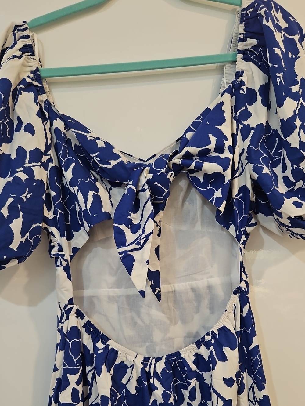 Hyacinth House FloralPuff-Sleeve Maxi Dress - Picture 11 of 14